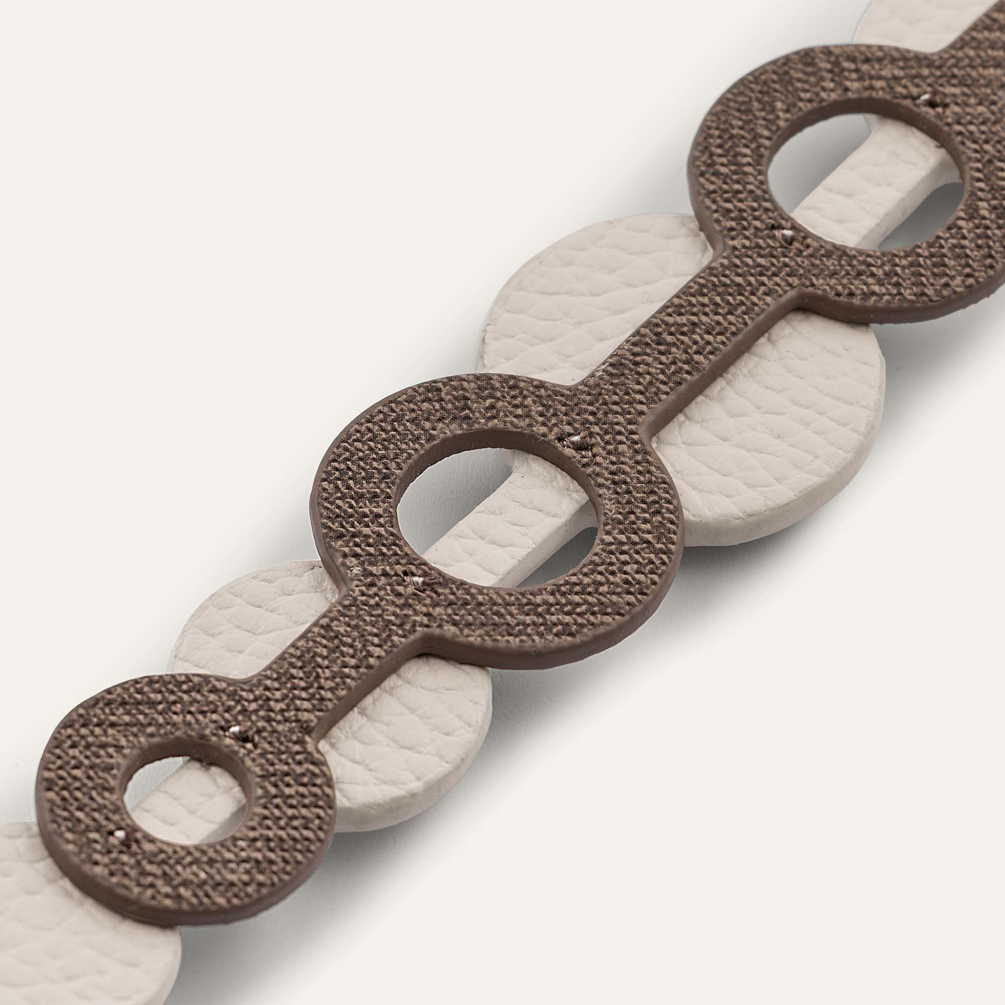 Deco Duo Mini | Chestnut Porcelain with Gold hardware
