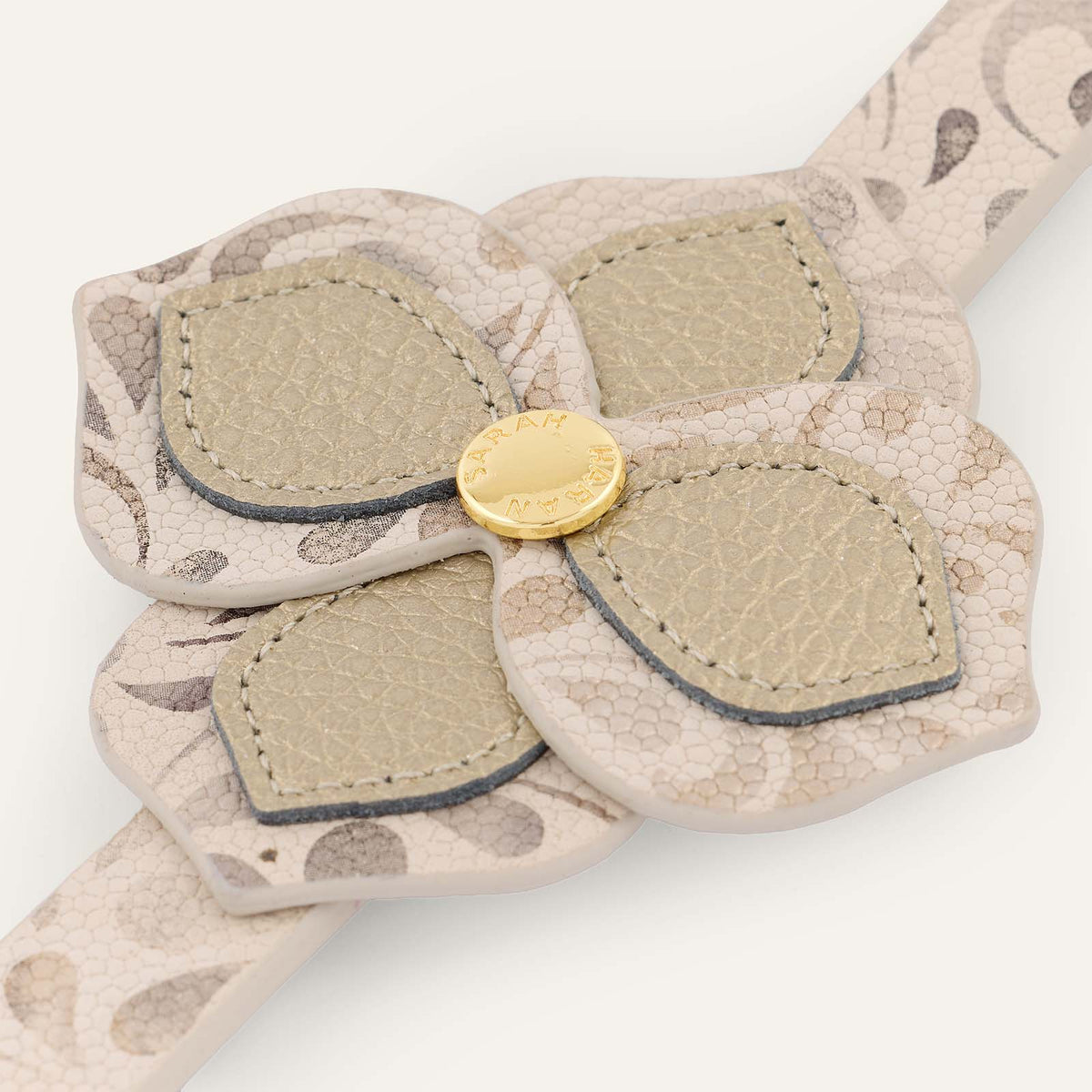 Fleur Deco Classic | Gold with Gold hardware