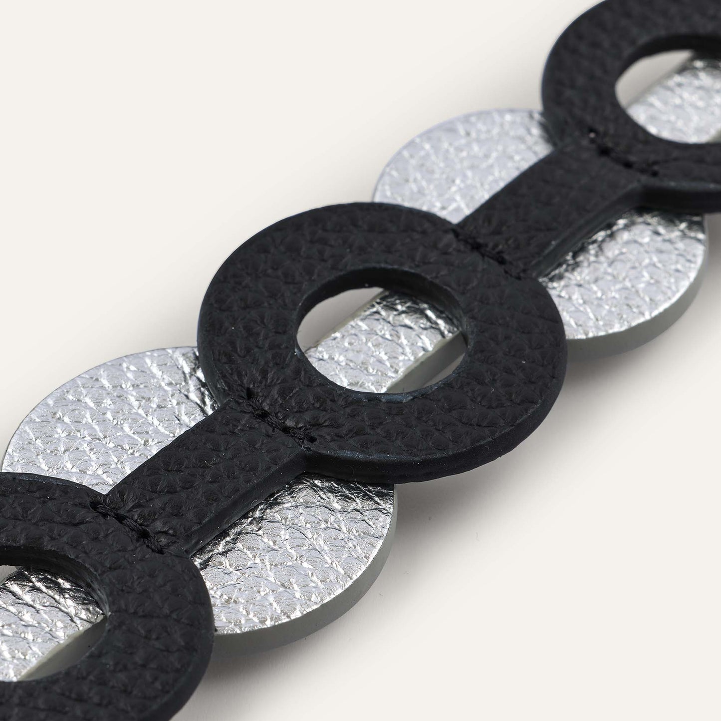 Deco Duo Classic | Black Shimmer Metallic Silver with Silver hardware