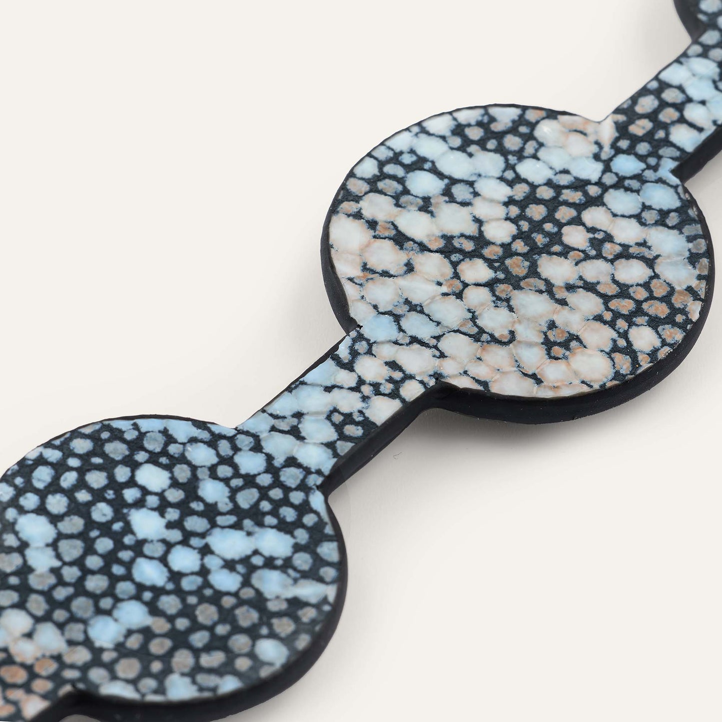 Deco Solo Classic | Multi Colour Shagreen with Silver hardware