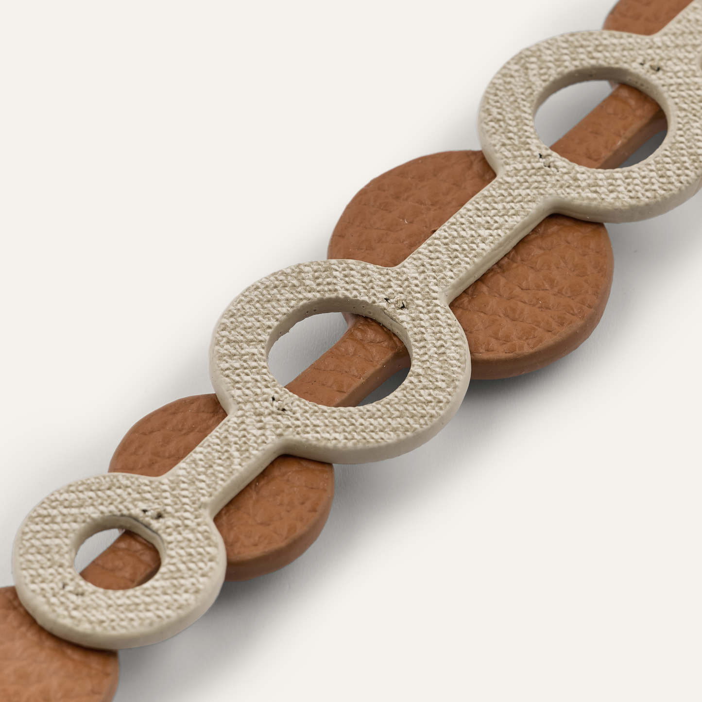 Deco Duo Mini | Sand Tan with Gold hardware