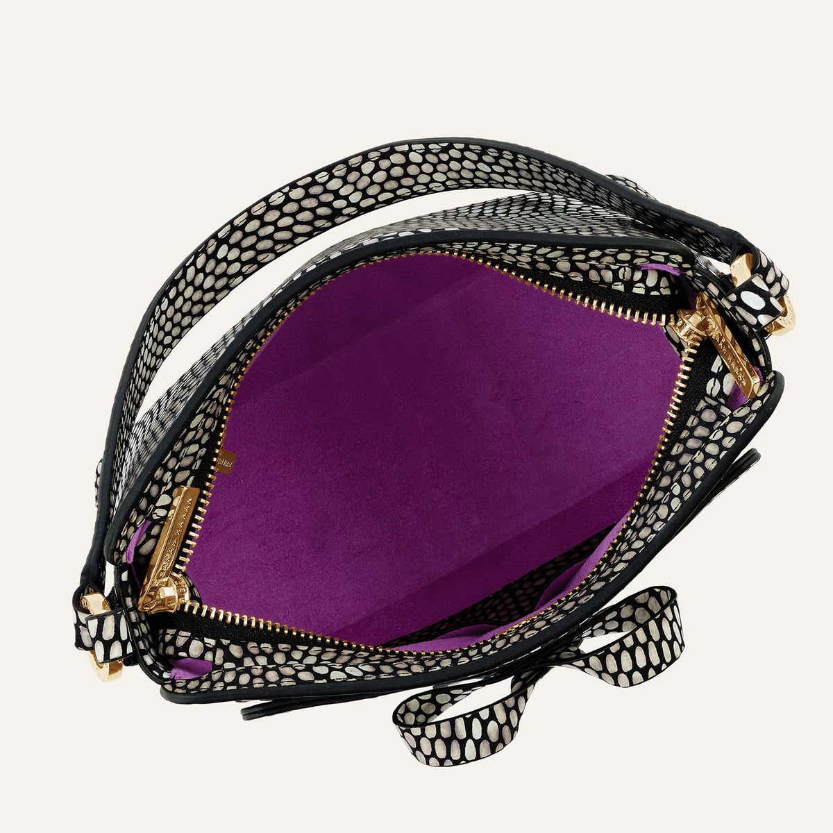 Rosa Handbag | Black Pearl with Gold hardware