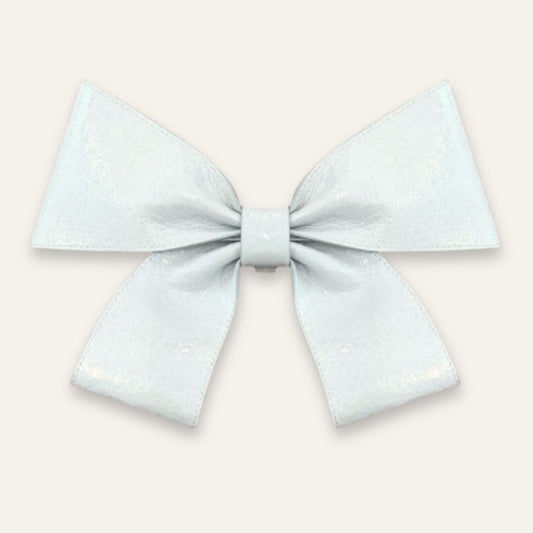 Deco Bow Classic | Ivory with Gold hardware