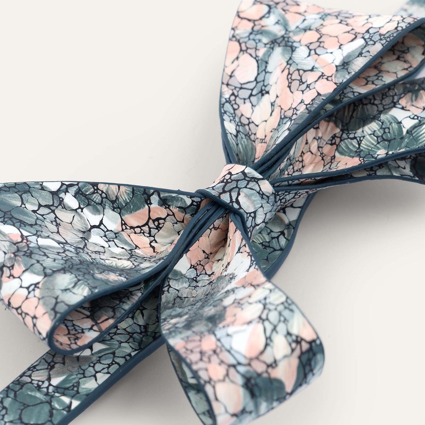Bijoux Bow Classic | Peach Mosaic with Gold hardware