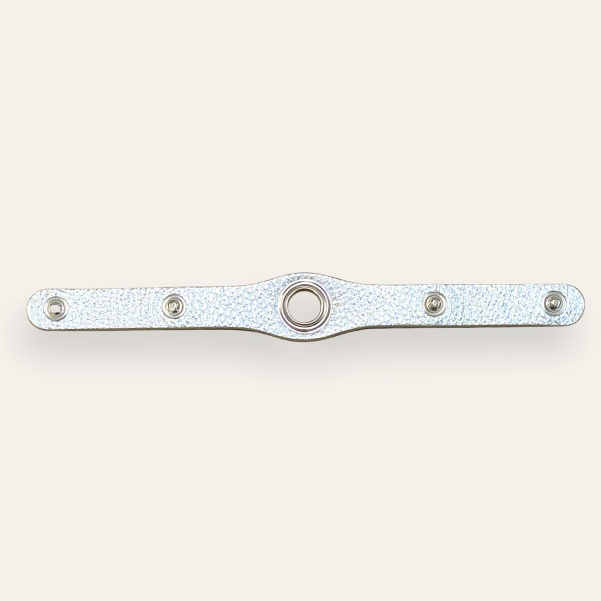 Deco Classic | Shimmer Metallic Silver with Silver hardware