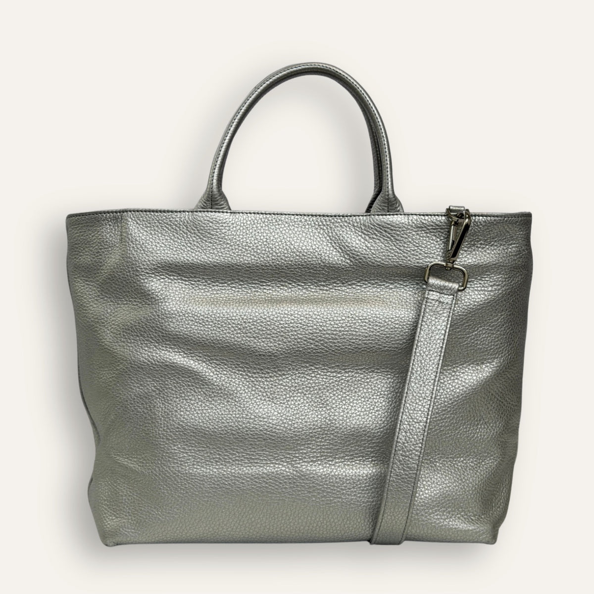 Preloved Dahlia Tote | Metallic Soft Silver with Silver hardware